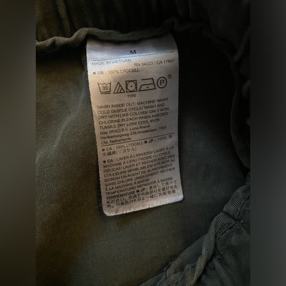Banana Republic- 100% Lyocell cargo joggers elastic waist drawstring steel green - Picture 8 of 15